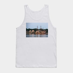 French Frigate Hermione and Schooner Alliance Tank Top